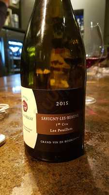 Wine Bar Non Peut-etre