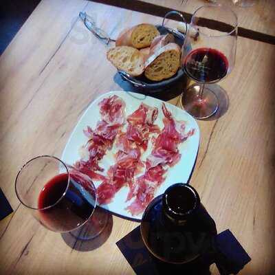 Aragon Tapas Y Vinos