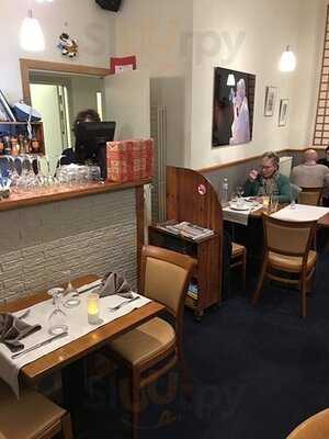 La Table De St Pierre