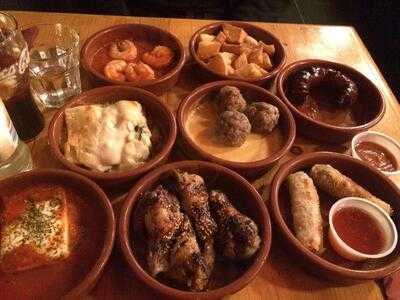 Tapas Y Mas