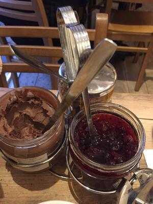 Le Pain Quotidien Cimetière D'ixelles