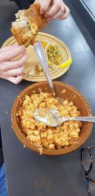 Rose De Tunis Bruxelles