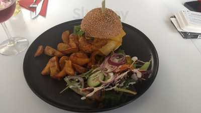 La Table Food And Games