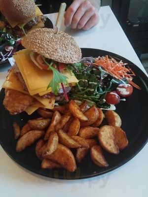 La Table Food And Games