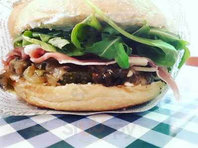 The Central Books Coffee