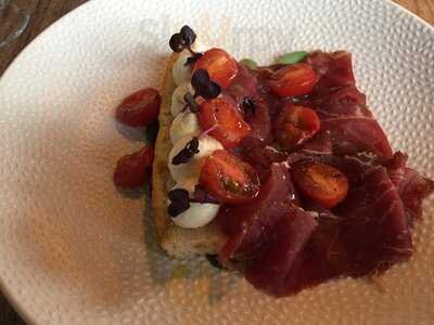 Bogart-foodies Corner