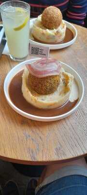 Balls & Glory Sint-niklaas