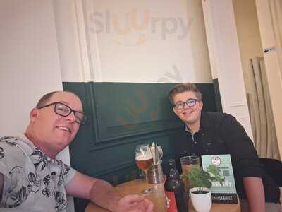 Balls & Glory Sint-niklaas