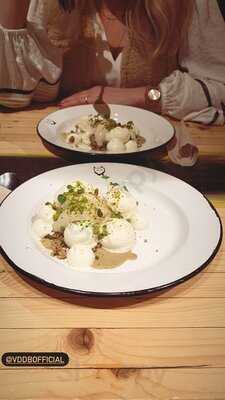 Vincent Denis Dessert Bar