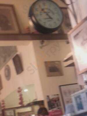 Arcadi Cafe, Brussels