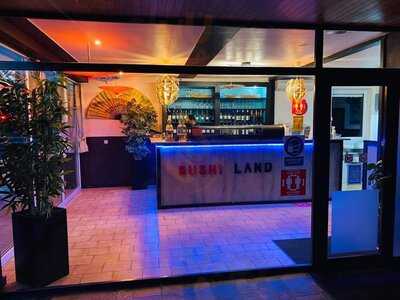 Sushi Land