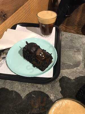 To Meli Delicatessen