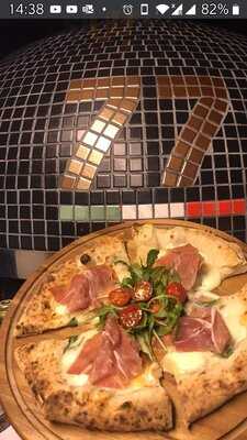 77 Pizzeria