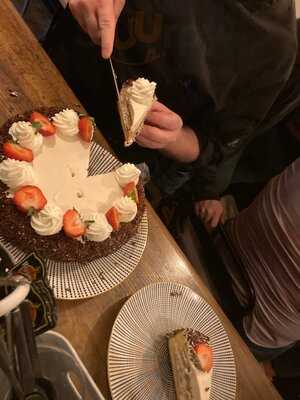 Le Mépris Belgian Wines Bar