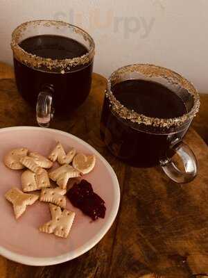 Le Mépris Belgian Wines Bar