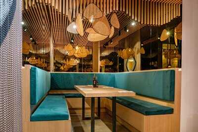 Makifornia - Rue Neuve