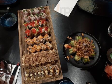 Esaki Sushi Genk