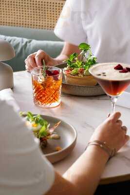 Olivier Le Petit Bistro