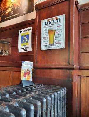 Le Louvre De Saint Gilles