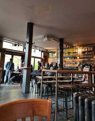 Le Louvre De Saint Gilles