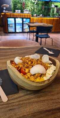 Hawaiian Poké Bowl - Rue De Trêves