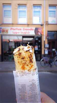 Portus Ganda Restaurant