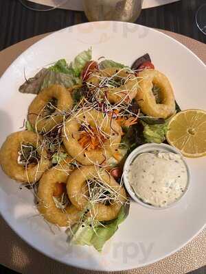 Kites Restaurant & Cocktail Bar