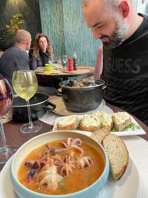 Kites Restaurant & Cocktail Bar