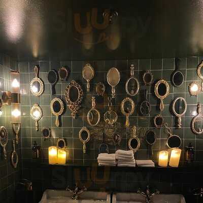 Lily’s Restaurant & Club