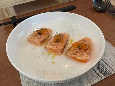 Sushi & Saké Bar By Chef Yoshi