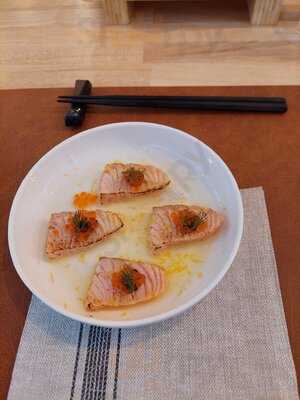 Sushi & Saké Bar By Chef Yoshi