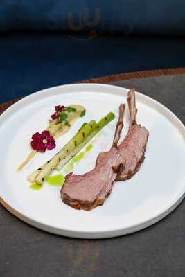 Atrium Bar And Restaurant