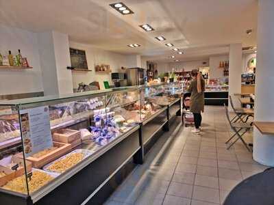 Grazie Mille - Your Italian Corner