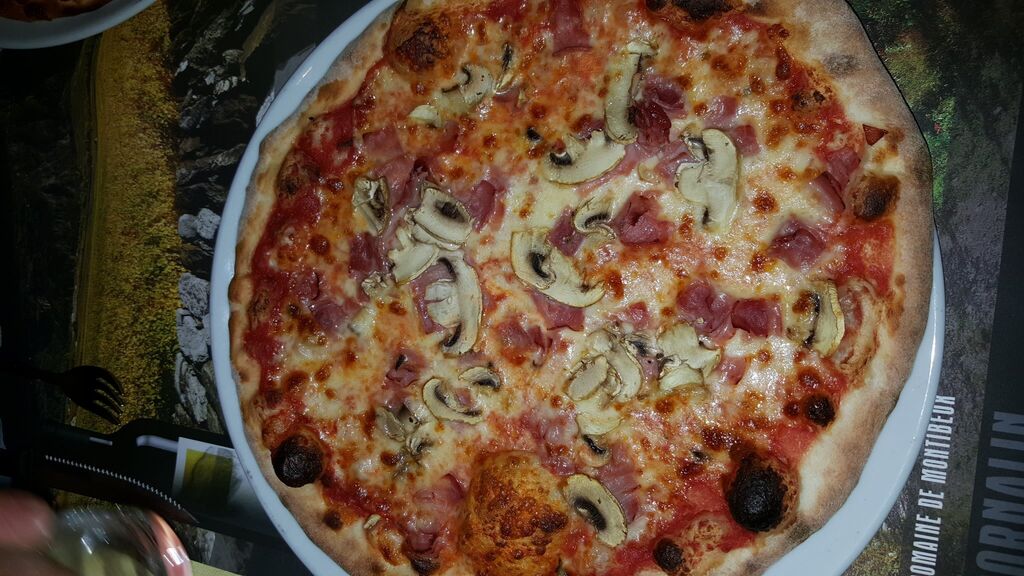 Cafe Pizzeria Les Arcades