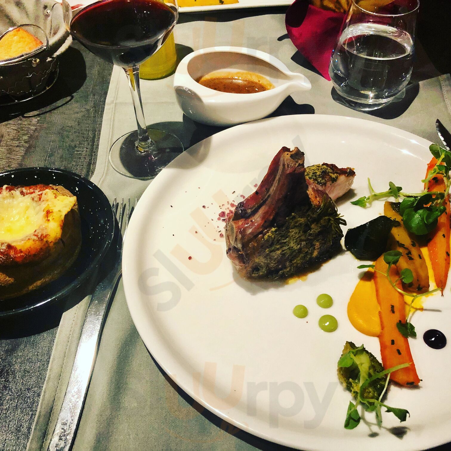 Le Cervin Grill Conthey