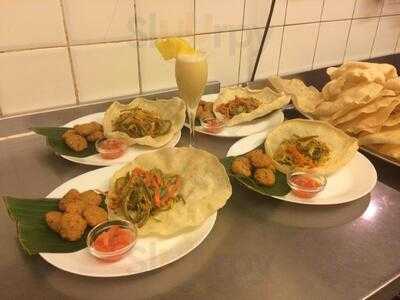 Biblio Cafè Tra L'altro