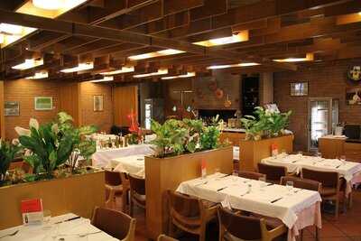 Pizzeria La Pignatta Restaurant