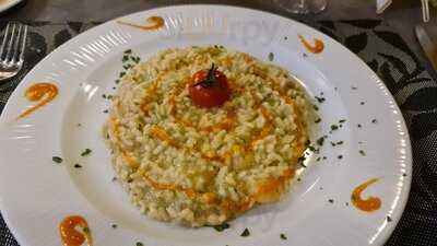 Pizzeria La Pignatta Restaurant