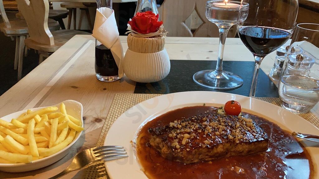 Alpina Hotel Restaurant