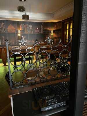 De L'hôtel De Ville Bulle