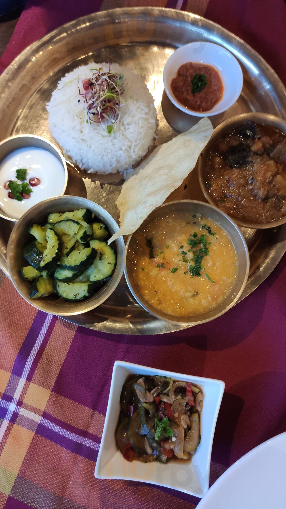Pokhara Nepali Kitchen Und Take Away
