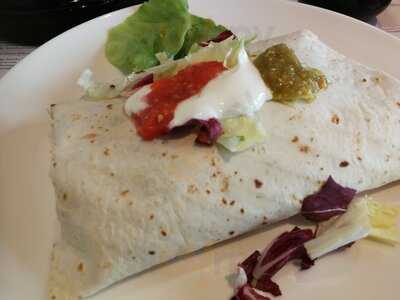 The Circle - Ethnic Food & Drink