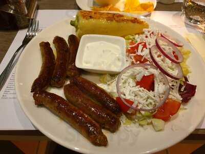 The Circle - Ethnic Food & Drink