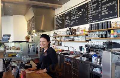 Bloomell Coffeehouse