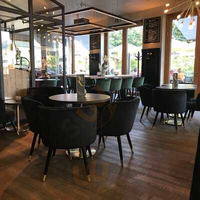 Riva Café & Weinbar