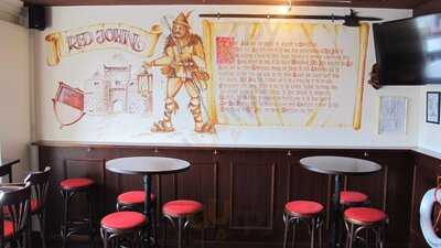 Red John Irish Pub