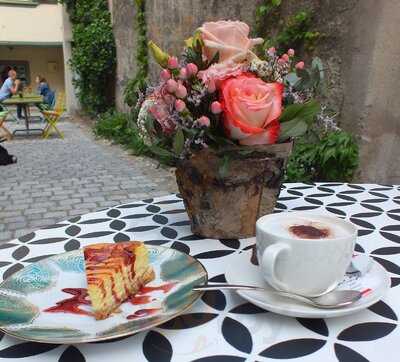 Tanne Schaffhausen - Die Weinstube Mit Herz