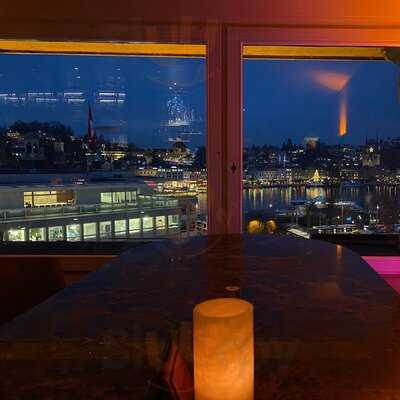 Suite - Small Plates & Cocktails