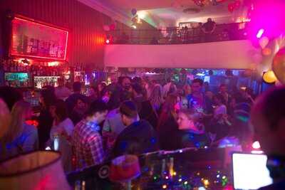 Madeleine établissement