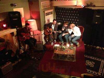 Madeleine établissement